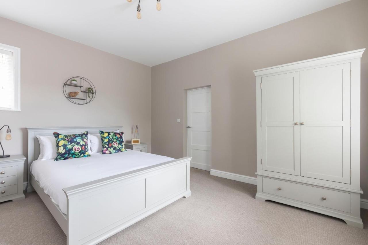Vaughan Lodge Elegant 2-Bed Duplex With Views Near Malvern Hills مالفيرن ويلز المظهر الخارجي الصورة